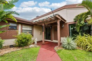 2731 S Parkview Dr, Hallandale Beach, FL 33009