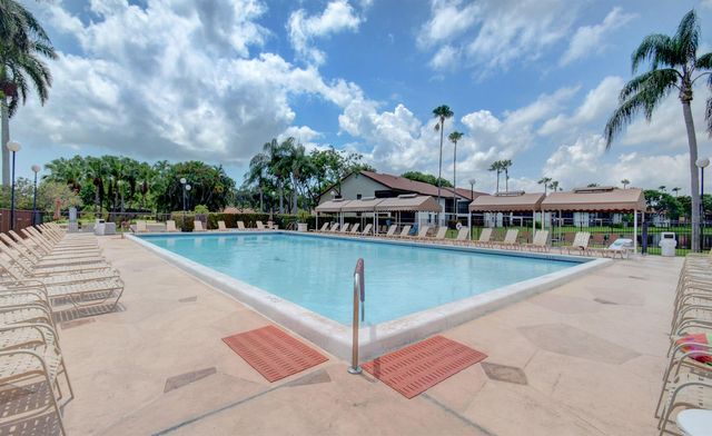 5895 Autumn Lake Lane A, Boynton Beach, FL 33437
