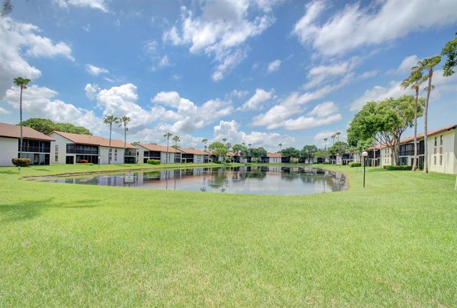 5895 Autumn Lake Lane A, Boynton Beach, FL 33437