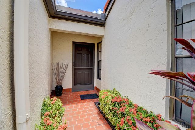 5895 Autumn Lake Lane A, Boynton Beach, FL 33437