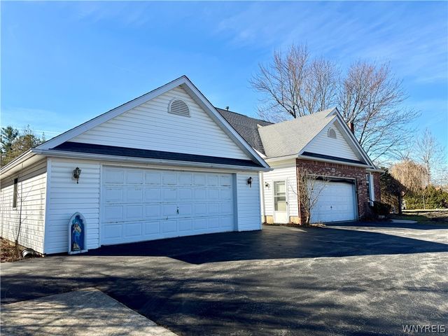 6400 Clinton Street, Elma, NY 14059