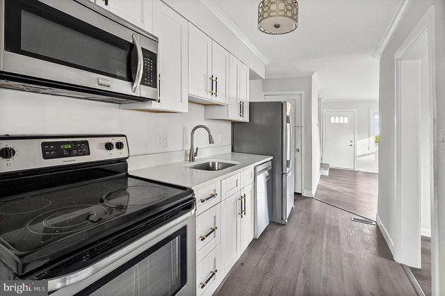 30 ATHOL AVE, Baltimore, MD 21229