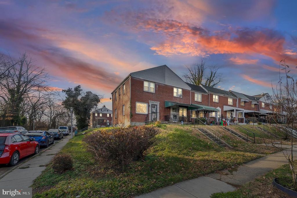 30 ATHOL AVE, Baltimore, MD 21229