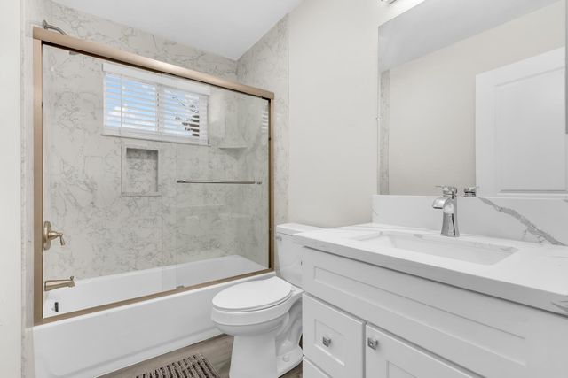 901 Lavon New Ln, Turlock, CA 95380