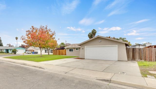901 Lavon New Ln, Turlock, CA 95380