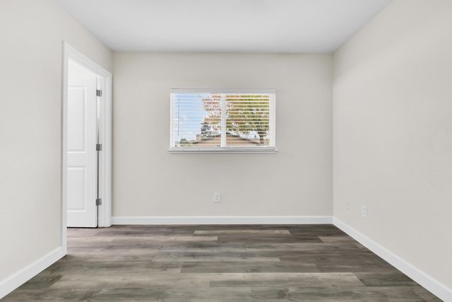 901 Lavon New Ln, Turlock, CA 95380