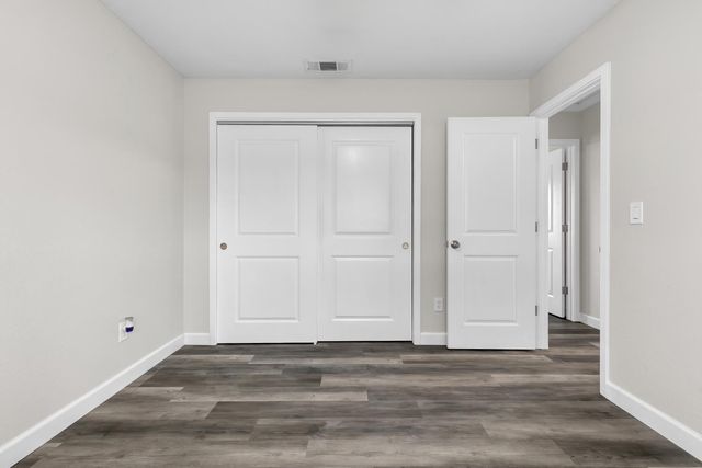 901 Lavon New Ln, Turlock, CA 95380