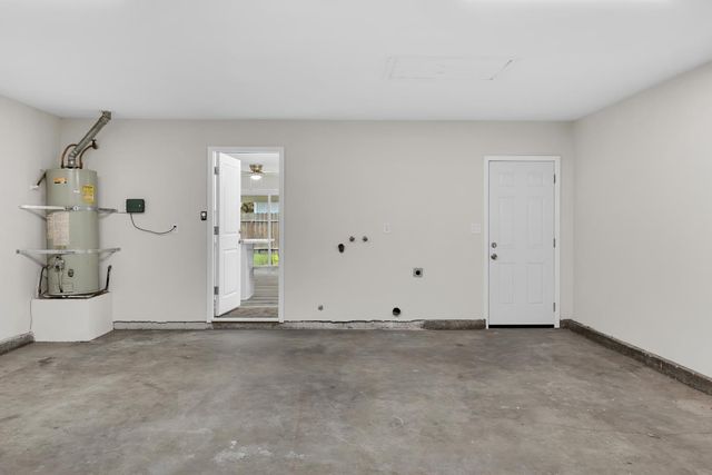 901 Lavon New Ln, Turlock, CA 95380