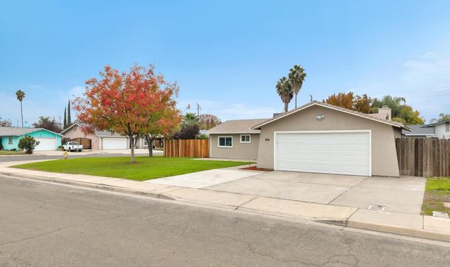 901 Lavon New Ln, Turlock, CA 95380