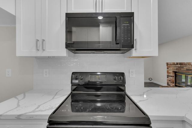 901 Lavon New Ln, Turlock, CA 95380