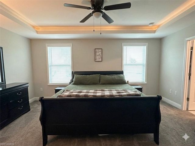 237 SW 31st TER, Cape Coral, FL 33914