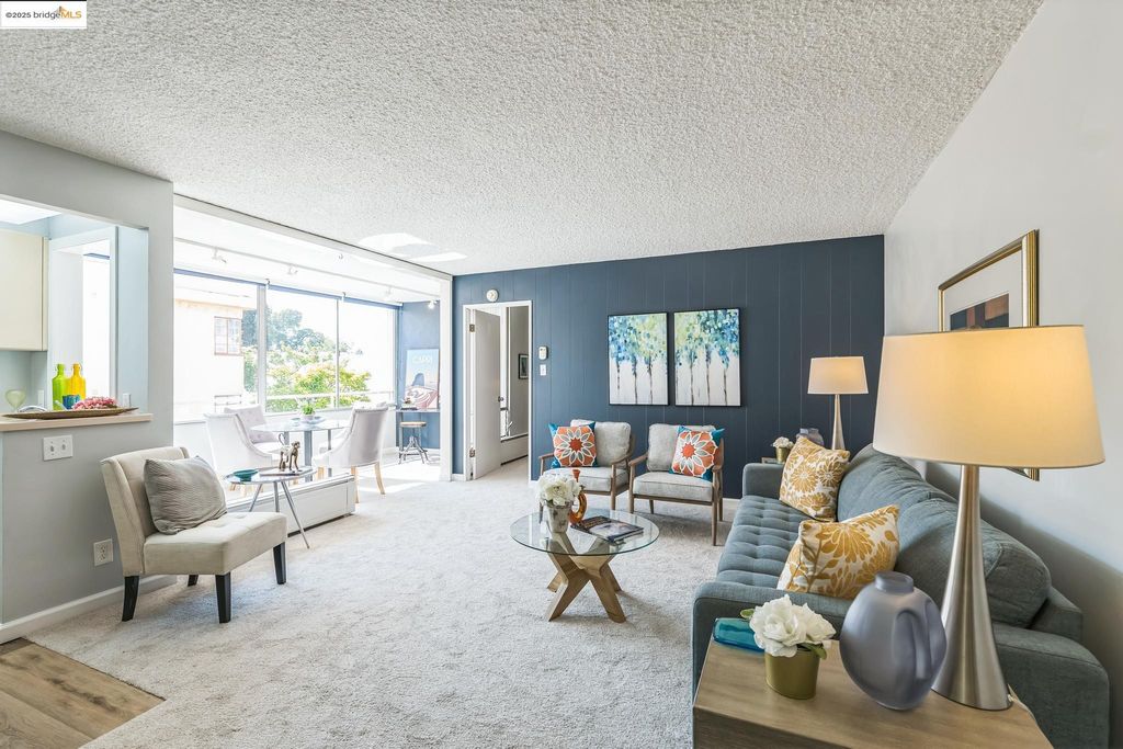 2550 dana 2F, Berkeley, CA 94704