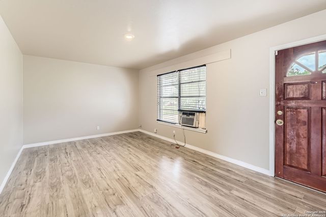 406 Demya, San Antonio, TX 78227