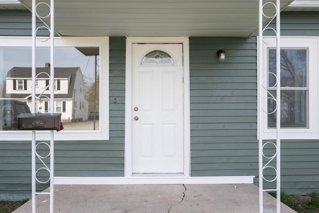 607 N Dewitt Street, Bay City, MI 48706