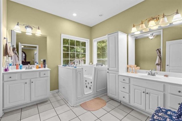 4050 Golfview Court, Villa Rica, GA 30180