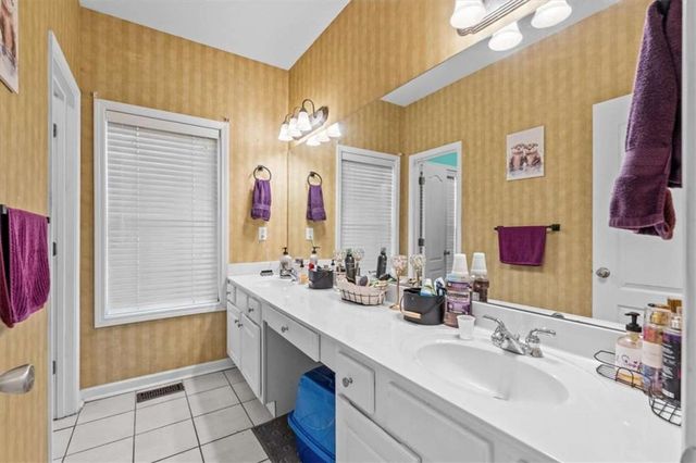 4050 Golfview Court, Villa Rica, GA 30180