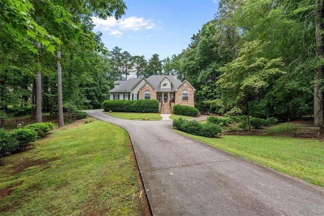 4050 Golfview Court, Villa Rica, GA 30180