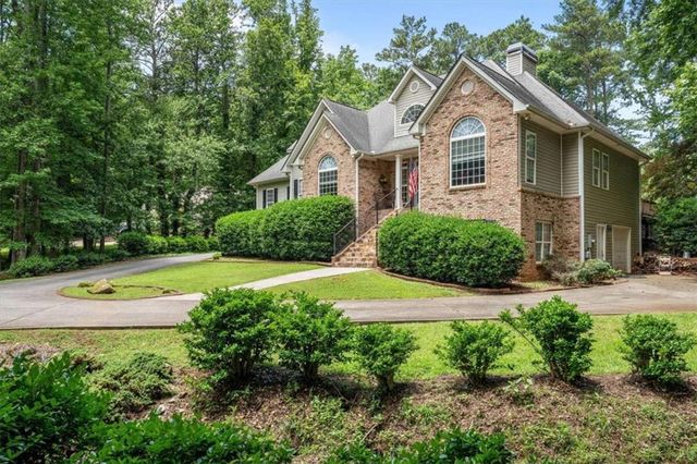 4050 Golfview Court, Villa Rica, GA 30180