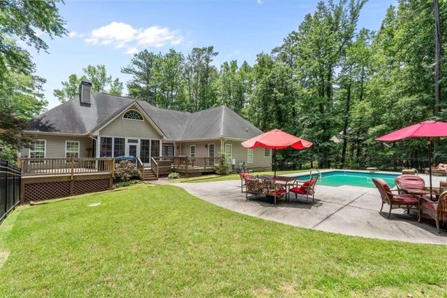 4050 Golfview Court, Villa Rica, GA 30180