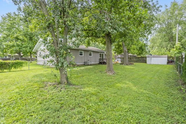 135 N Bonnie Avenue, Republic, MO 65738