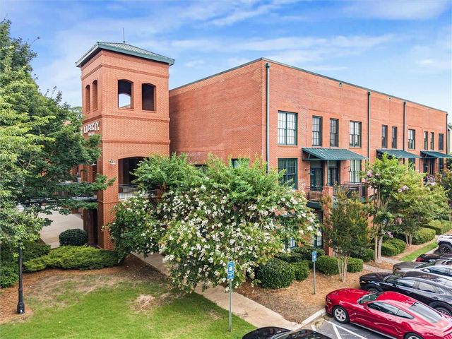 1808 Liberty Lane, Roswell, GA 30075