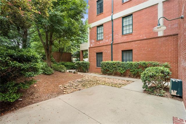 1808 Liberty Lane, Roswell, GA 30075