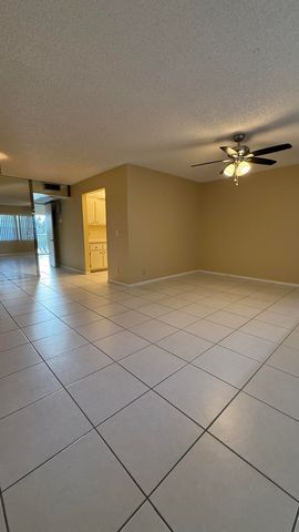 400 SW 134th Way 411f, Pembroke Pines, FL 33027