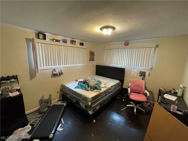 462 13th Street, Campbell, OH 44405