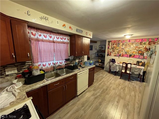 462 13th Street, Campbell, OH 44405