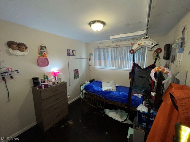 462 13th Street, Campbell, OH 44405