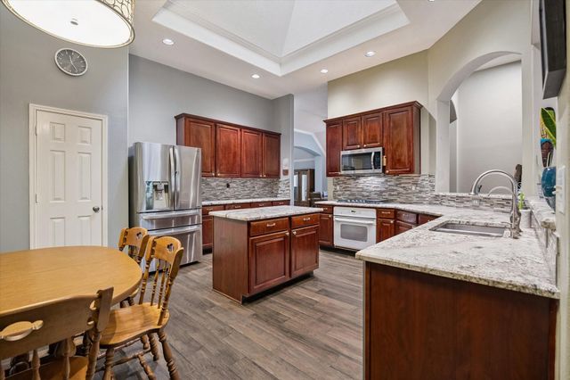 2626 Kenwood Park Lane, Spring, TX 77386