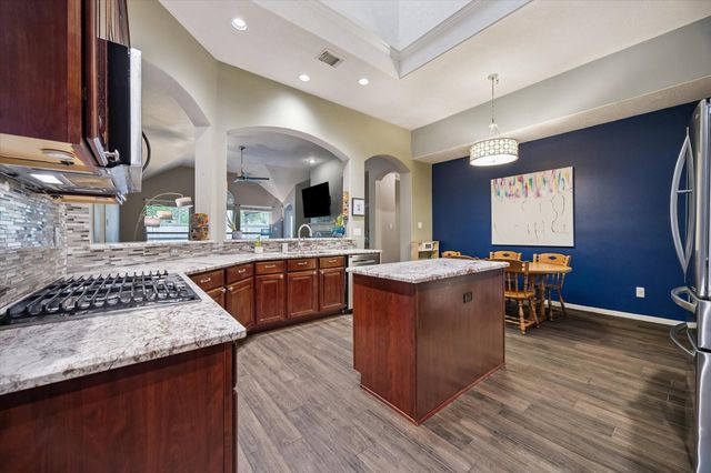 2626 Kenwood Park Lane, Spring, TX 77386