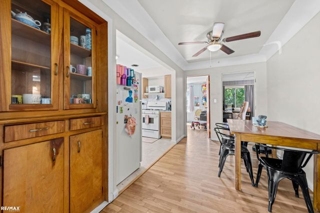 301 N East S Street, Fenton, MI 48430