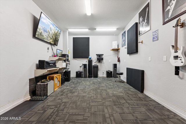 9617 W WHISPERING WIND Drive, Peoria, AZ 85383