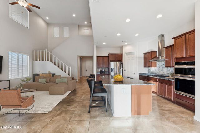 9617 W WHISPERING WIND Drive, Peoria, AZ 85383