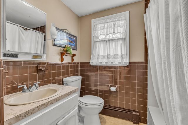 253 Gleneagle Drive, Centerville, MA 02632