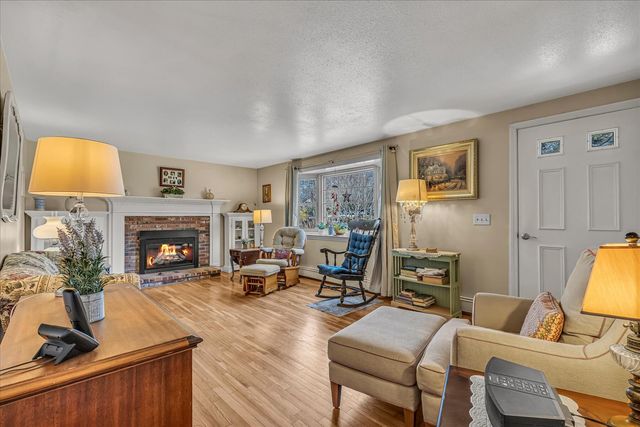 253 Gleneagle Drive, Centerville, MA 02632