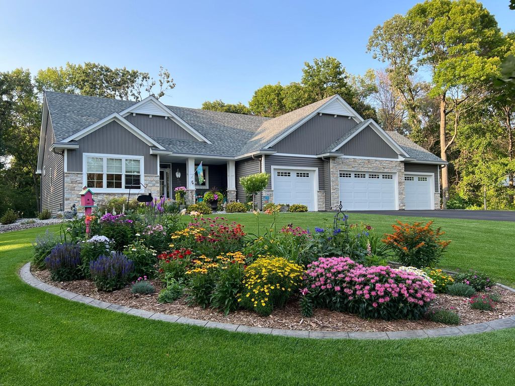 3923 192nd Lane NW, Oak Grove, MN 55303