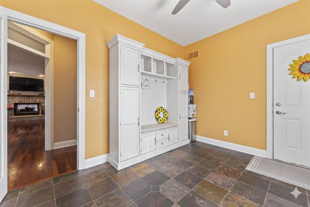 21002 Kenmare Drive, Shorewood, IL 60404