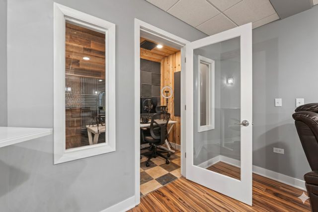 21002 Kenmare Drive, Shorewood, IL 60404