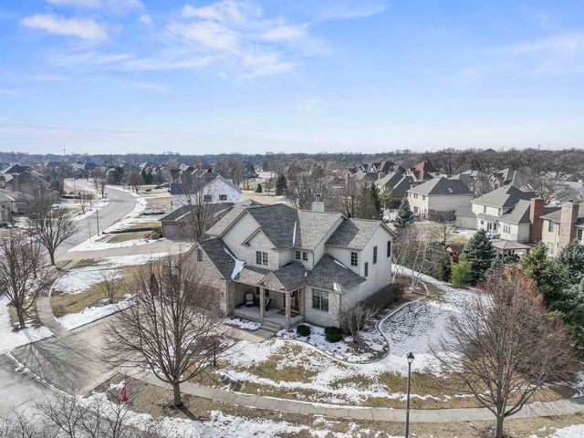 21002 Kenmare Drive, Shorewood, IL 60404