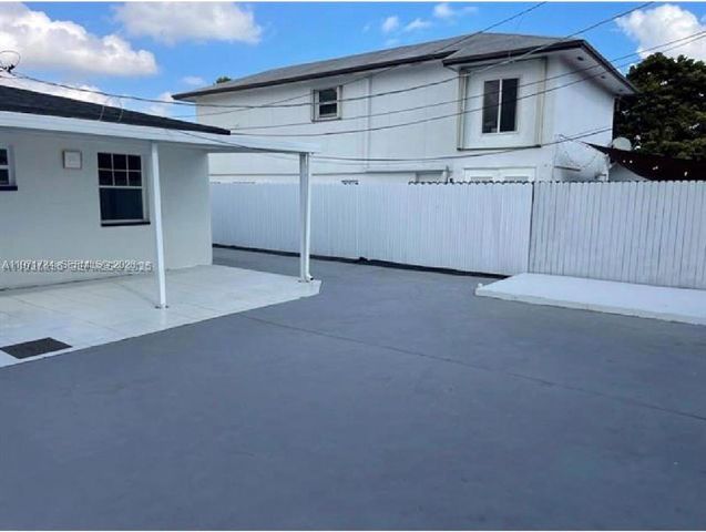 7410 SW 39th St 0, Miami, FL 33155