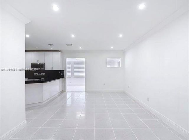 7410 SW 39th St 0, Miami, FL 33155