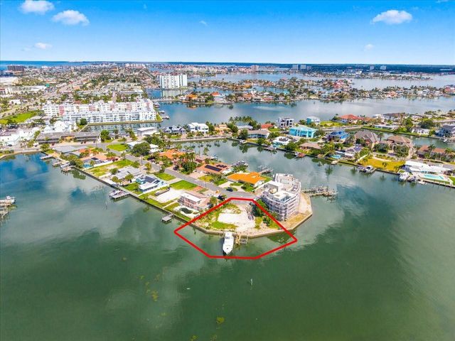 5400 ALOHA DRIVE, St Pete Beach, FL 33706