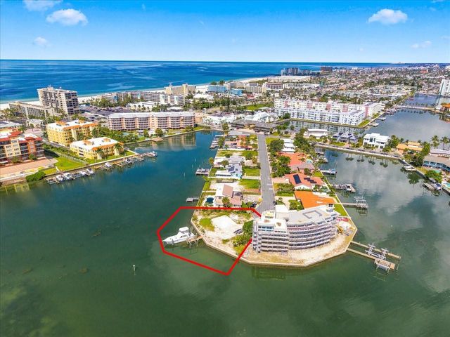 5400 ALOHA DRIVE, St Pete Beach, FL 33706