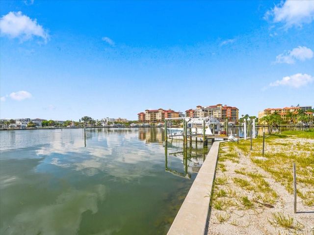 5400 ALOHA DRIVE, St Pete Beach, FL 33706