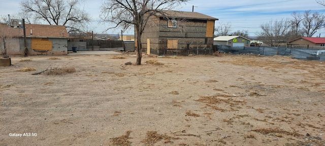 4307 Wallace Street SE, Albuquerque, NM 87105