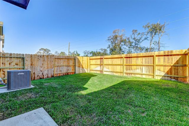 21438 Carosella Drive, New Caney, TX 77357
