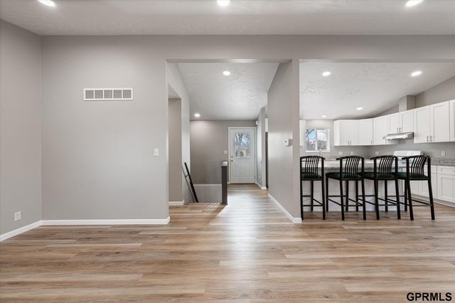 800 Northborough Lane, Lincoln, NE 68505