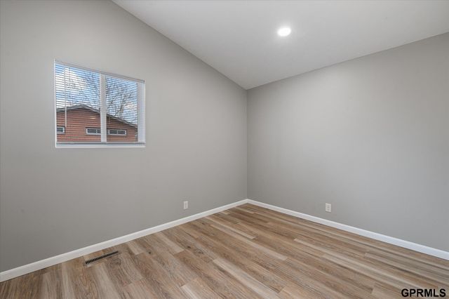 800 Northborough Lane, Lincoln, NE 68505